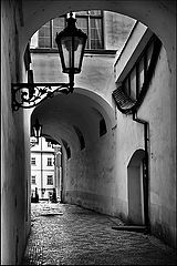 фото "Фонари и проход"