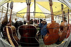 photo "Рынок гитары"