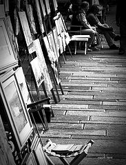 photo "selling paintings in the street"