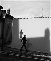 photo "Пешеход и стена"