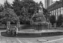 фото "У фонтана"