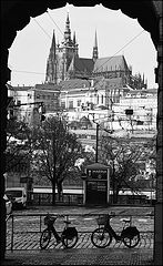 фото "Пражский Град и аркада"
