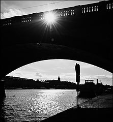 photo "Арка моста и река"