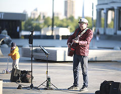 фото "Кумиры и поклонники"