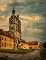 фото "Величие средневекового монастыря"