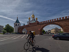 фото "У, почти, кремлевской стены в Питере..."