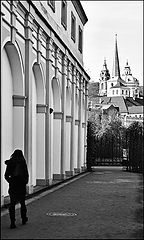 фото "Фигура и башни"