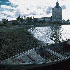 photo "Boat and monastery tower"