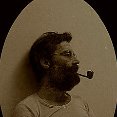 photo "An "old` portrait of man with a pipe"