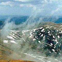 фото "Рождение тучки в тусклом золоте весенней Черногоры"