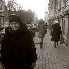 фото "Women on the 8th, March/Strangers in Streets"