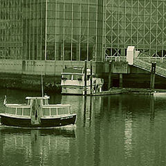 photo "SeaBus in green"