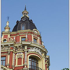 photo "Building at corner Prorizna and Vladimir. str."