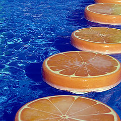 photo "Oranges on water."