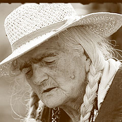 фото "old woman"