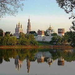 photo "Novodevichiy monastery (Moscow)"