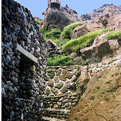 photo "Looking up at the rocks"