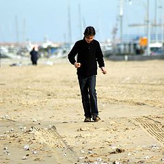 photo "Looking for shells"