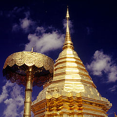 photo "Golden Pagoda, Chiang Mai, Thailand"