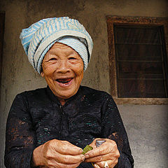 photo "Oldwomen&betel"