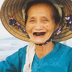 фото "Old vietnamese woman"