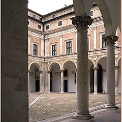photo "Italian courtyard"