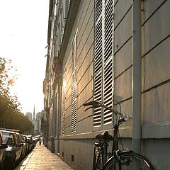 фото "Bicycle on the wall - Paris"