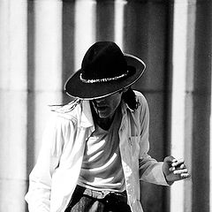 фото "Подражая Майклу Джексону"