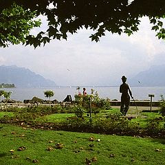 фото "Набережная города Веве. Женевское озеро"