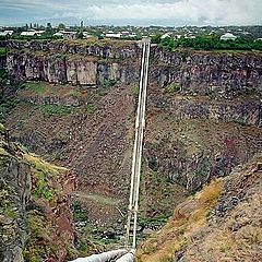 photo "Emphasizing scales of a canyon..."