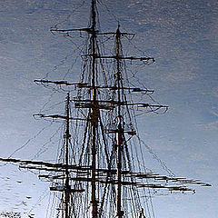 фото "Ship School reflection"