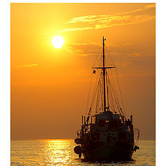 фото "Boat at sunset"