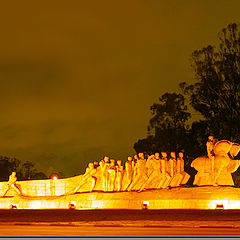 photo "Bandeiras Monument"