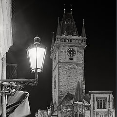 фото "Фонарь и башня (Вечером)"