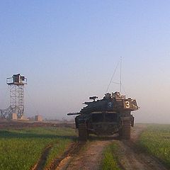 фото "Военный пейзаж. Диагональ."