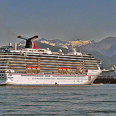 photo "Mega cruise ship"