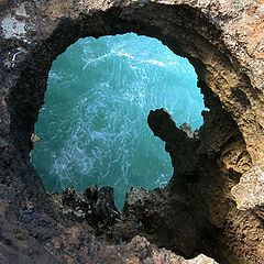 photo "deep blue sea gate"