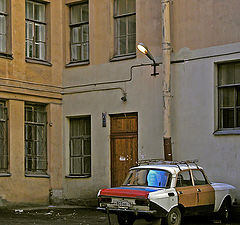 photo "Old city car"