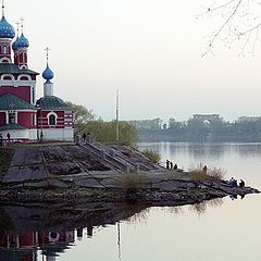 фото "Церковь царевича Дмитрия на крови / Углич"