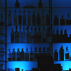 фото "Bottles on the wall"