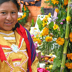 фото "mazahua and flowers"