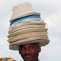 фото "Mr. Hat Man"