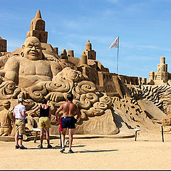 фото "FIESA-2004 Sand sculpture festival in Algarve - Po"