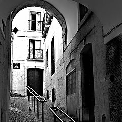 фото ""Old streets of Lisbon"#1"