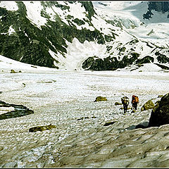 photo "Tourists in the mountings"