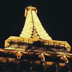 photo "lights of Eiffel"