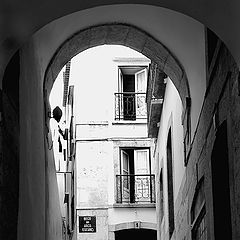 фото ""Old streets of Lisbon"#21"