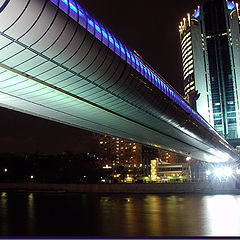 фото "ночная Москва - 6, мост нарпотив Экспоцентра"