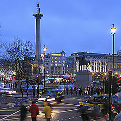 photo "Trafalgar Square  - Live"