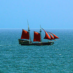 photo "Scarlet sails."